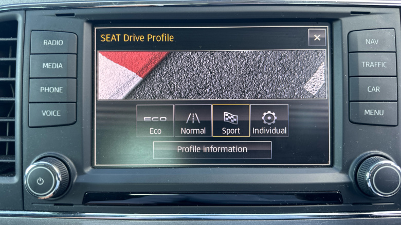 SEAT Leon 2.0 TDI FR 5dr [Technology Pack] Diesel Hatchback